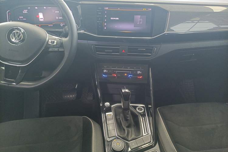 Used Volkswagen Tayron 2020 380TSI Four-Wheel Drive Luxury Connect Pro Edition Audio And AC Panel