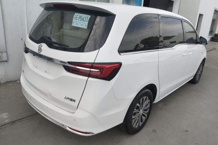 Used Buick GL8 2023 Land Executive Class Comfort Model