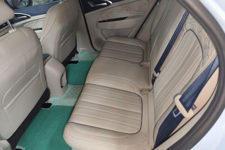 Used ORA Good Cat 2023 401 km Standard Range Luxury Version Lithium Iron Phosphate