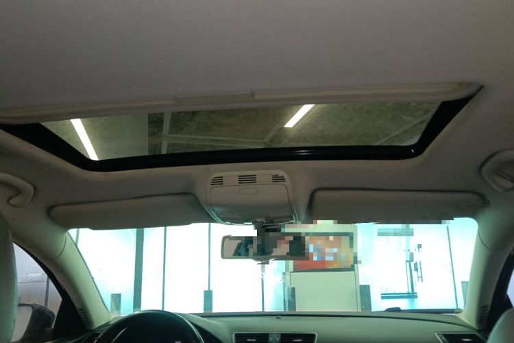 Used Volkswagen Magotan 2012 Facelift 1.8TSI Prestige Model
