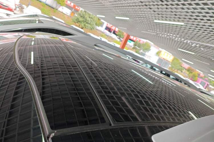 Used Kia KX7 2017 2.0L Automatic 2WD GLS 5-Seater
