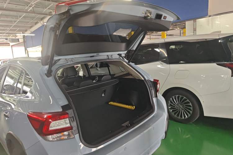 Used Subaru XV 2019 2.0i e-Boxer Flagship Edition with EyeSight China VI compliant Trunk