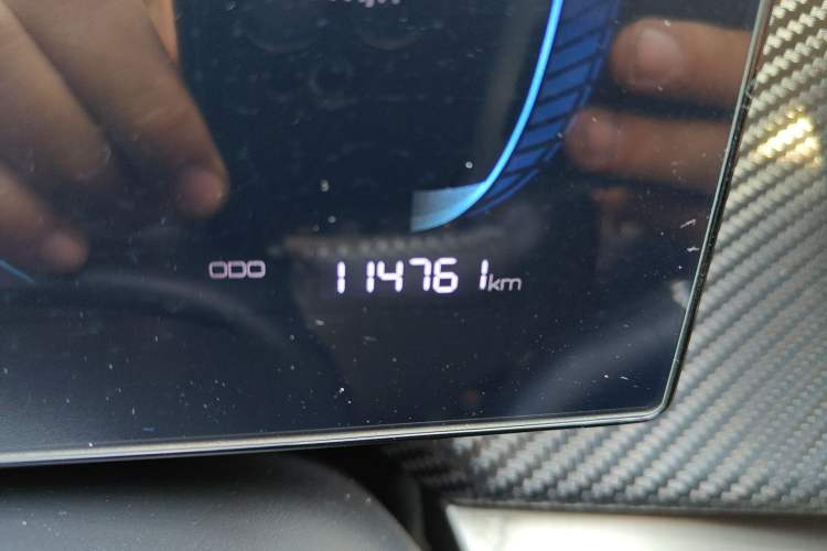 Used BYD Qin PLUS 2023 Champion Edition DM-i 120KM Leading Model Odometer Close Up