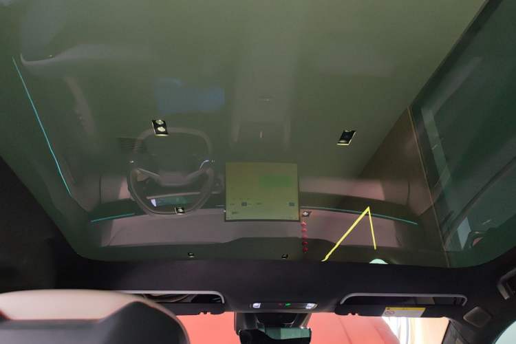 Used Lynk & Co Z10 2025 95 kWh 702 km All-Wheel Drive Intelligent Driving Ultra
