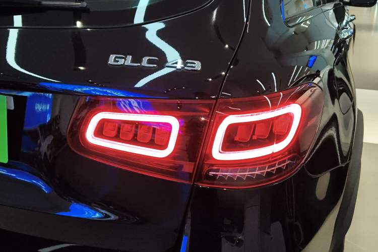 Used Mercedes-Benz GLC AMG 2022 AMG GLC 43 4MATIC Right Rear Taillight