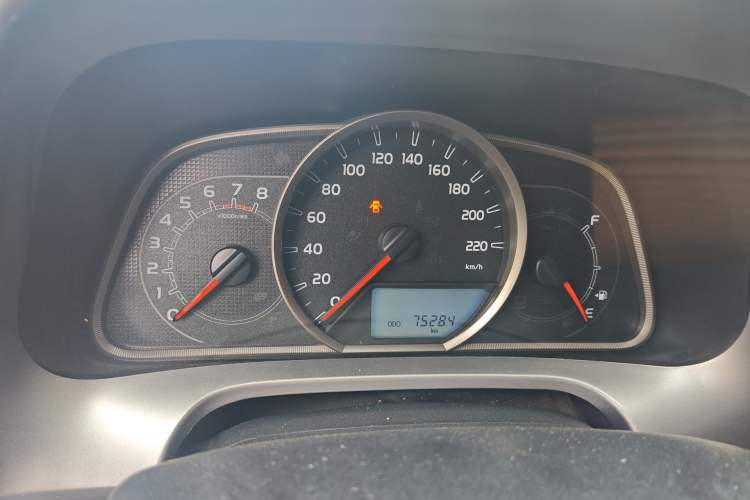 Used Toyota RAV4 2019 2.0L CVT Two-Wheel Drive Fashion X Limited Edition China V Standard Instrument Cluster