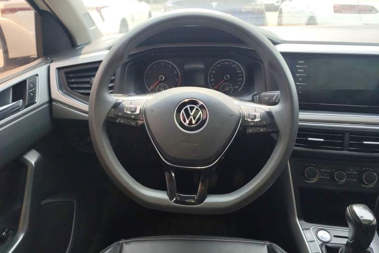 Used Volkswagen Polo 2021 Plus 1.5L Automatic Panoramic Enjoyment Edition Steering Wheel