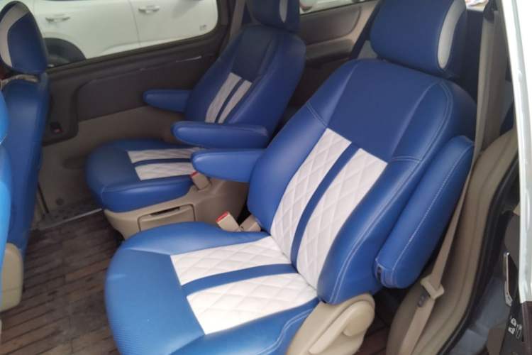 Used Buick GL8 2011 2.4L CT Comfort Edition Left Rear Seat