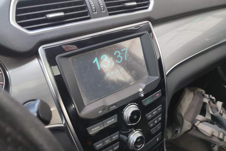 Used Haval H2 2014 1.5T Manual Two-Wheel Drive Prestige Edition
