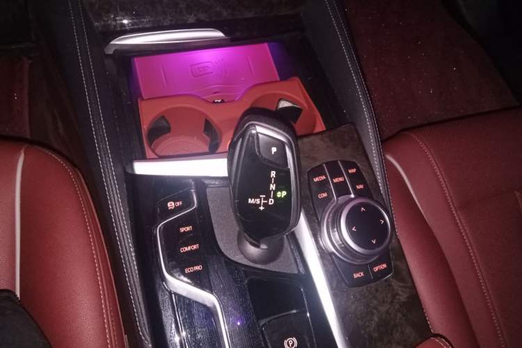 Used BMW 5 Series 2022 Restyled 525Li Luxury Package