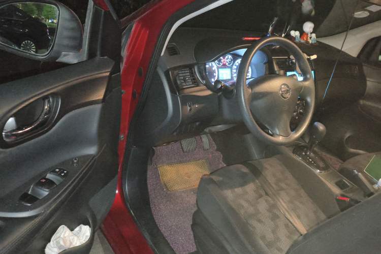 Used Nissan Tiida 2014 1.6L CVT Comfort Model Driver Seat