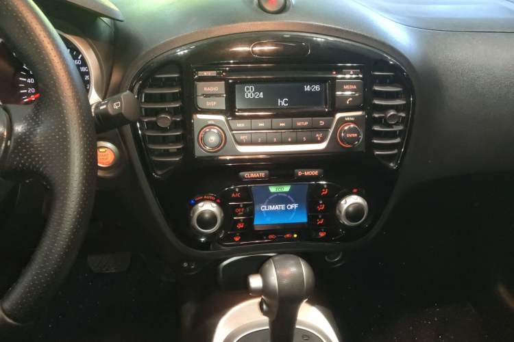 Used Infiniti ESQ 2014 1.6L Spontaneous Edition