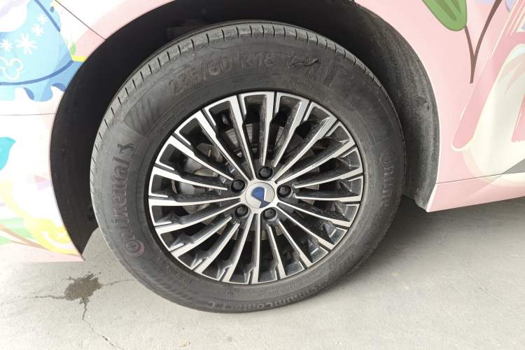 Used Denza D9 2024 DM-i 980 Four-Wheel Drive Flagship Model
