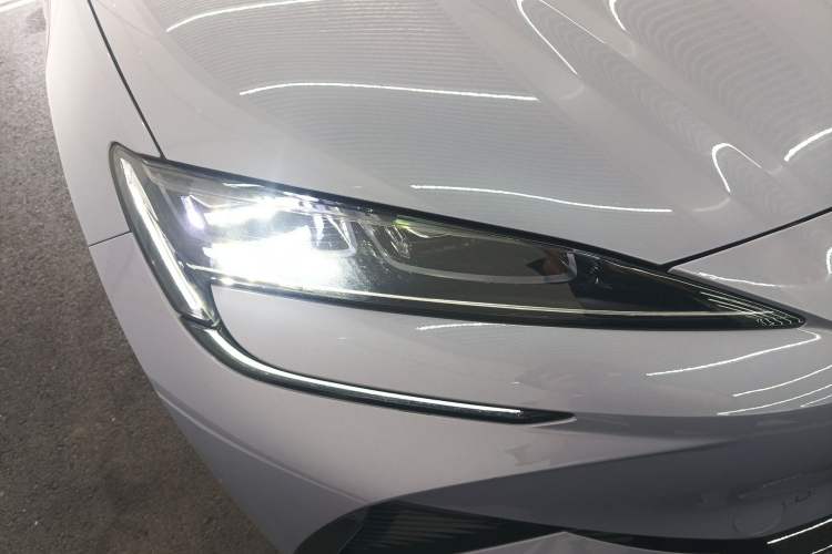 Used BYD Sealion 07 EV 2024 610 Long-Range Version Right Front Headlight