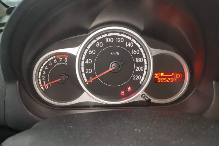 Used Mazda 2 2012 Hatchback Xuan Dong 1.5L Automatic Value Edition