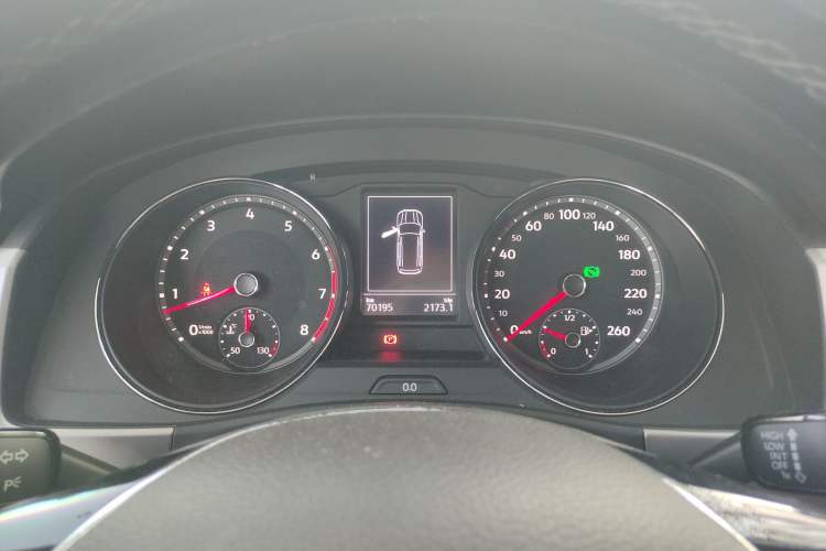 Used Volkswagen Teramont 2017 530 V6 Four-Wheel Drive Luxury Edition Instrument Cluster