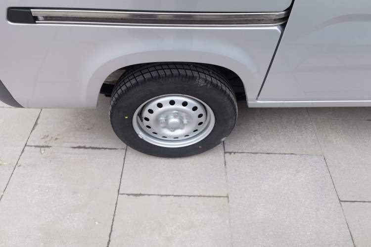 Used Wuling Zhiguang 2023 1.5L Practical Version 5/7 Seats