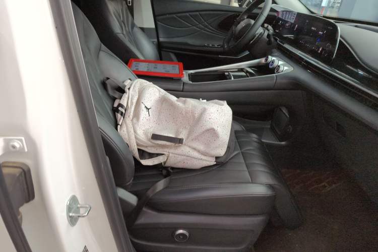 Used EXEED Stellar 2023 400T Four-Wheel Drive Deluxe Edition