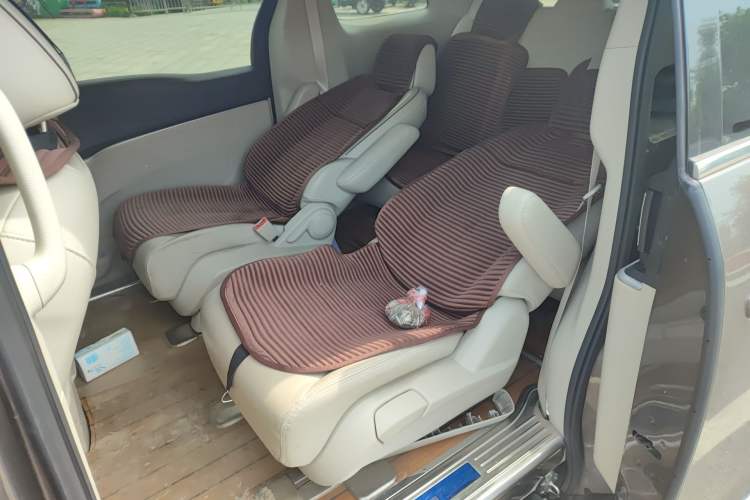 Used Buick GL8 2020 Land Business Class 652T Luxury Model Left Rear Seat