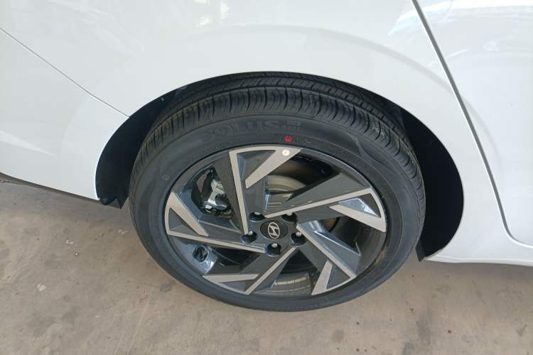 Used Hyundai Elantra 2023 1.5L CVT GLX Elite Edition