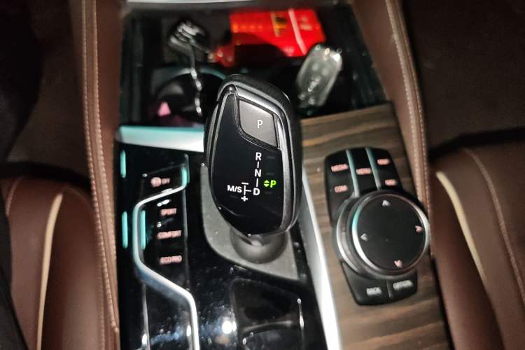 Used BMW 5 Series 2022 530Li Leading Model M Sport Package