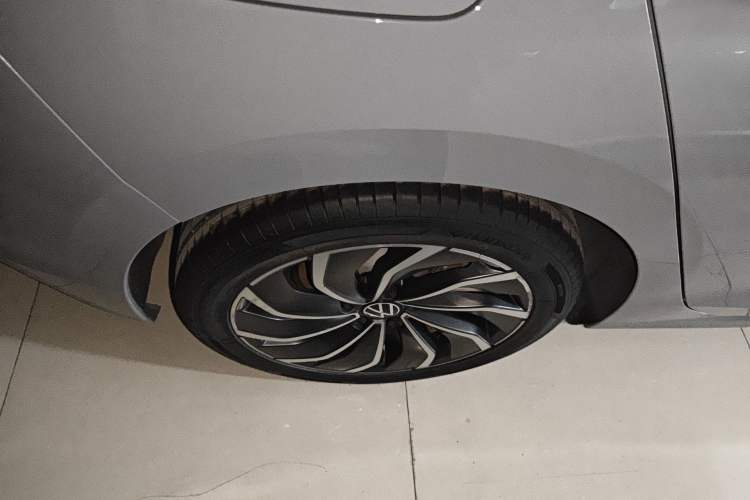 Used Volkswagen Golf 2023 Facelift 280TSI DSG Pro
