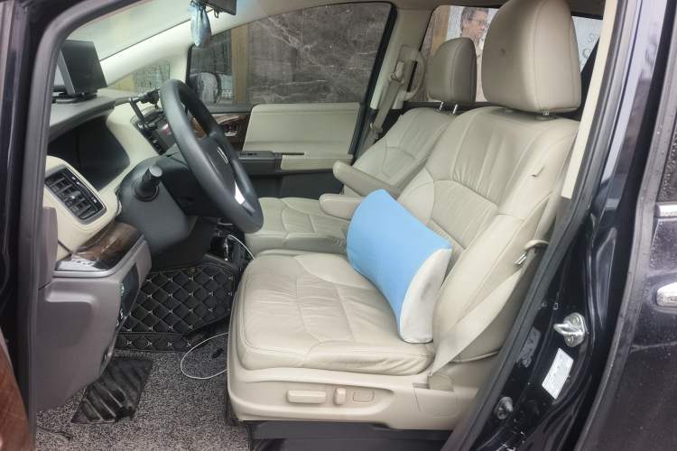 Used Honda Odyssey 2017 2.4L Luxury Edition Left Front Seat