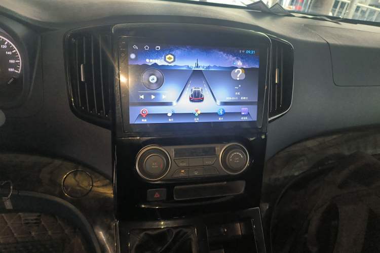 Used FORTHING Lingzhi PLUS 2024 1.5T Manual Luxury 7-Seater
