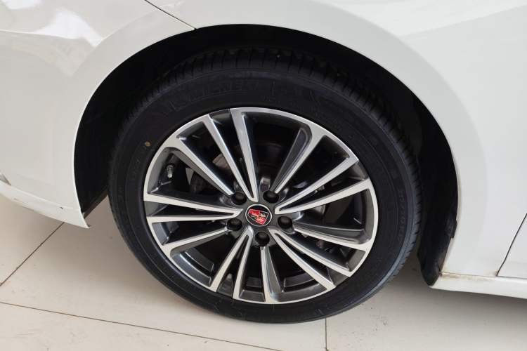 Used Roewe i6 2020 PLUS 1.6L CVT 4G Connected Glory Flagship Edition
