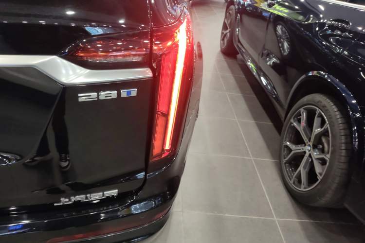 Used Cadillac XT6 2025 2.0T Six-Seater Four-Wheel-Drive Luxury Executive Classic Edition