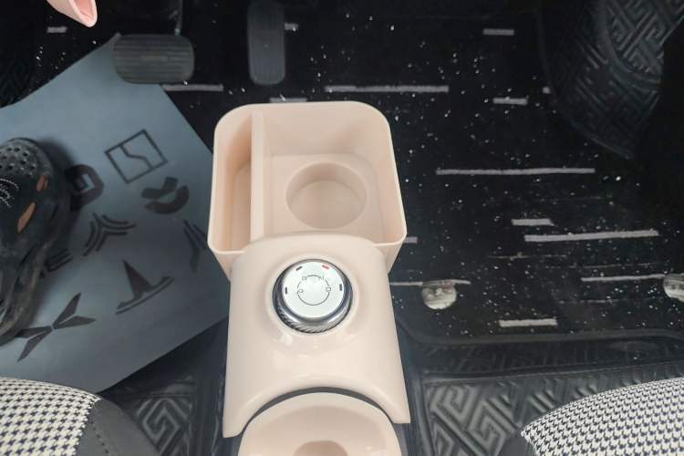 Used Wuling Hongguang MINIEV 2024 3rd Generation 215km Advanced Version