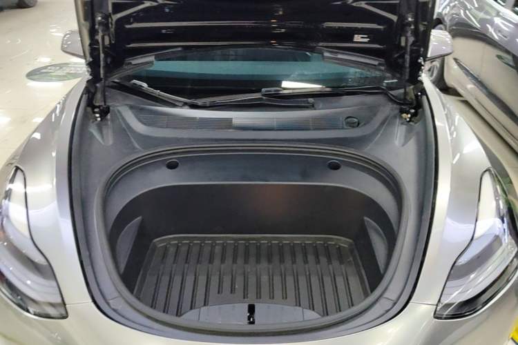 Used Tesla Model 3 2021 Revised Version II – Performance High-Performance All-Wheel-Drive Edition