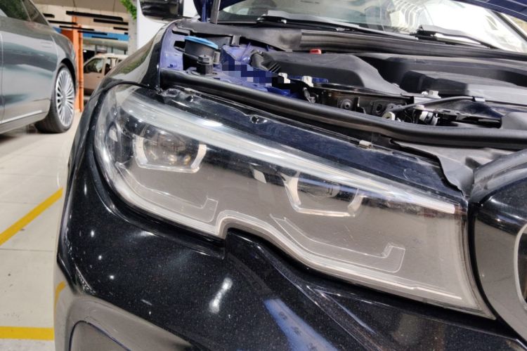 Used BMW 3 Series 2021 325Li M Sport Shadowline Package Right Front Headlight