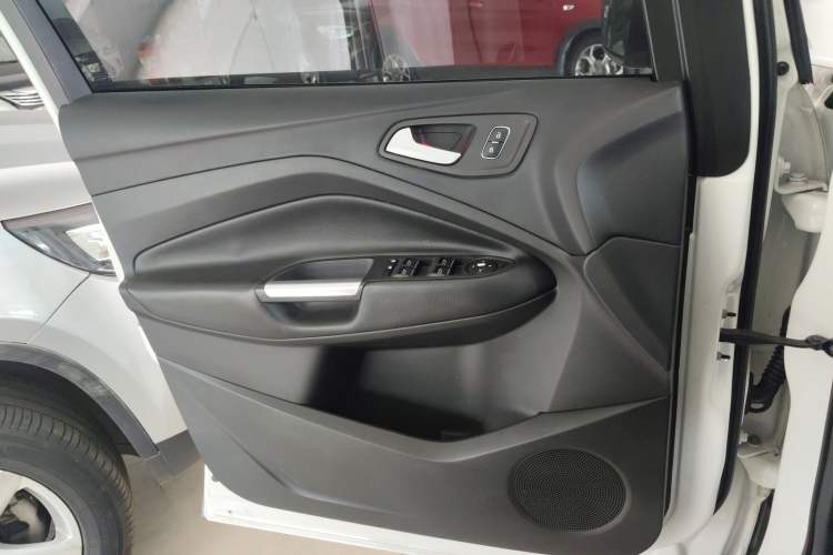 Used Ford Kuga 2018 Facelifted EcoBoost 180 Two-Wheel Drive Luxury Wing Edition
