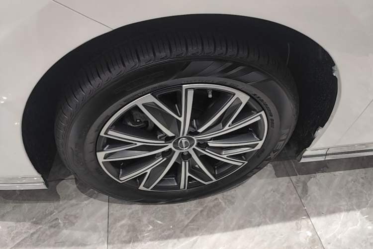 Used GAC Trumpchi M8 2024 Master Series 400T Prestige Edition