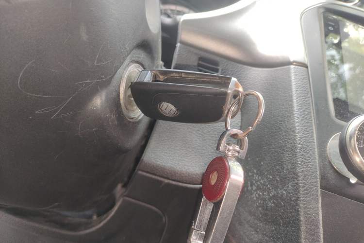 Used Suzuki Vitara 2016 1.6L Manual Two-Wheel Drive Entry-Level Trim