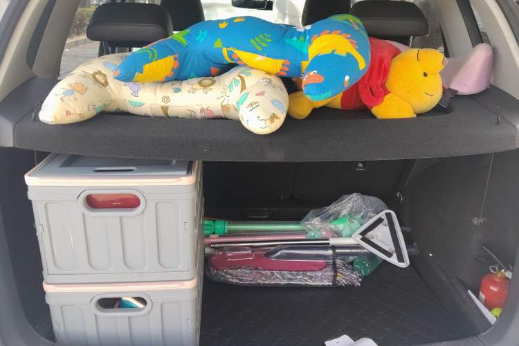 Used Volkswagen Golf Sportsvan 2018 230TSI Automatic Luxury Model Trunk