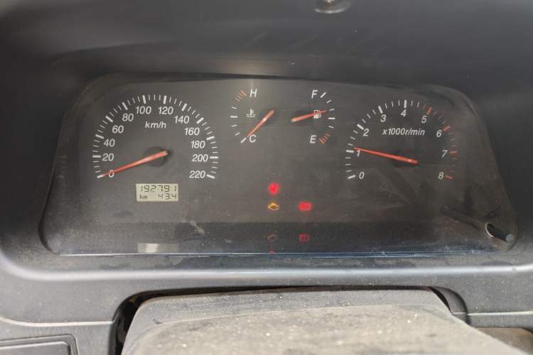 Used Jinbei Grace 2015 2.0L Classic Edition Standard Model Long Wheelbase 7/9 Seats
