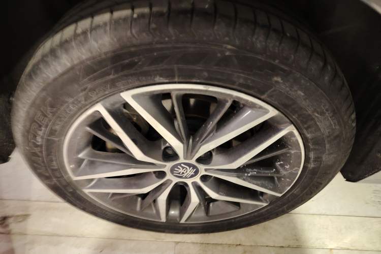 Used BYD Qin PLUS 2021 DM-i 55KM Flagship Model
