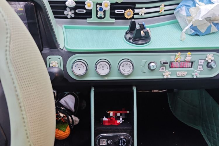 Used Wuling Hongguang MINIEV 2021 Macaron Fashion Edition Lithium-Ion Battery
