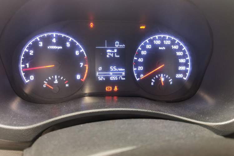 Used Hyundai Verna (new generation) 2016 1.4L Manual Cool Edition GLS Instrument Cluster