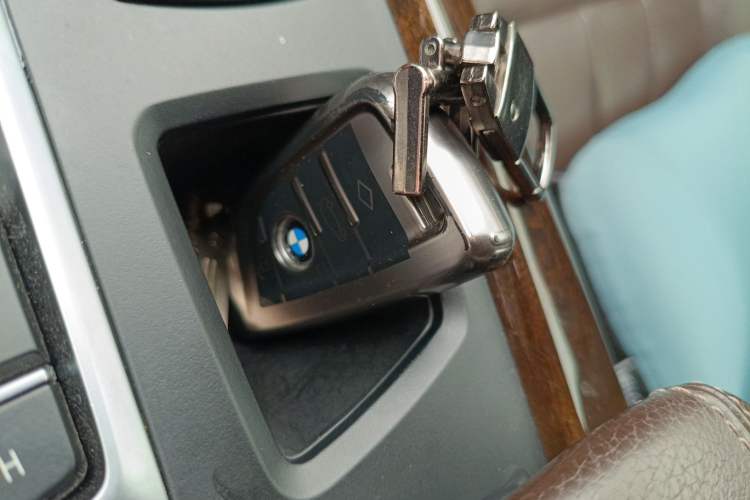 Used BMW X5 2017 xDrive28i
