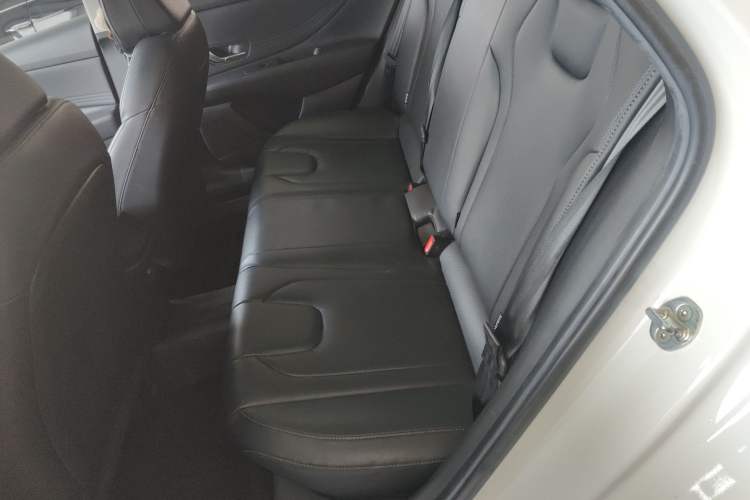 Used Hyundai Elantra 2021 1.5L CVT GLX Elite Edition
