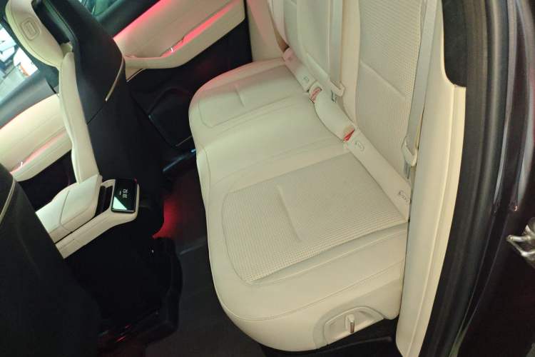 Used Nio ES6 2024 75 kWh
