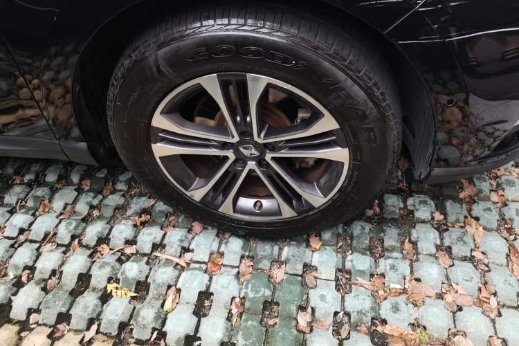 Used BORGWARD BX7 2016 28T Four-Wheel Drive Flagship Version 5 Seats
