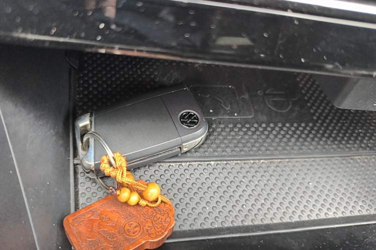 Used Volkswagen Bora 2023 280TSI DSG Prestige Edition Vehicle Key