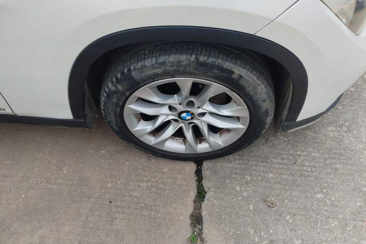 Used BMW X1 2015 sDrive18i Fashion Upgrade Edition Exterior 4