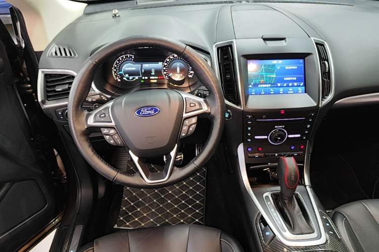 Used Ford Edge 2016 EcoBoost 245 Four-Wheel Drive Titanium 7-Seater
