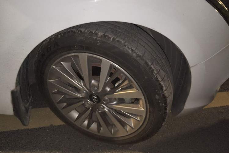 Used Hyundai Mistra 2017 1.8L Automatic Smart GLS China V Standard Right Front Wheel Hub