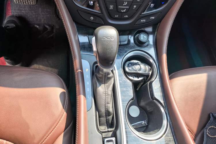 Used Buick Envision 2020 20T Two-Wheel Drive Luxury Model